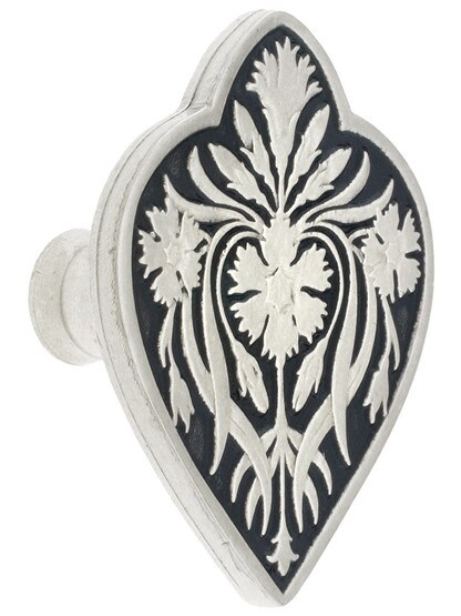 1 1/2 inch W X 1 7/8 inch H Dianthus Knobs in Brilliant Pewter/Black.
